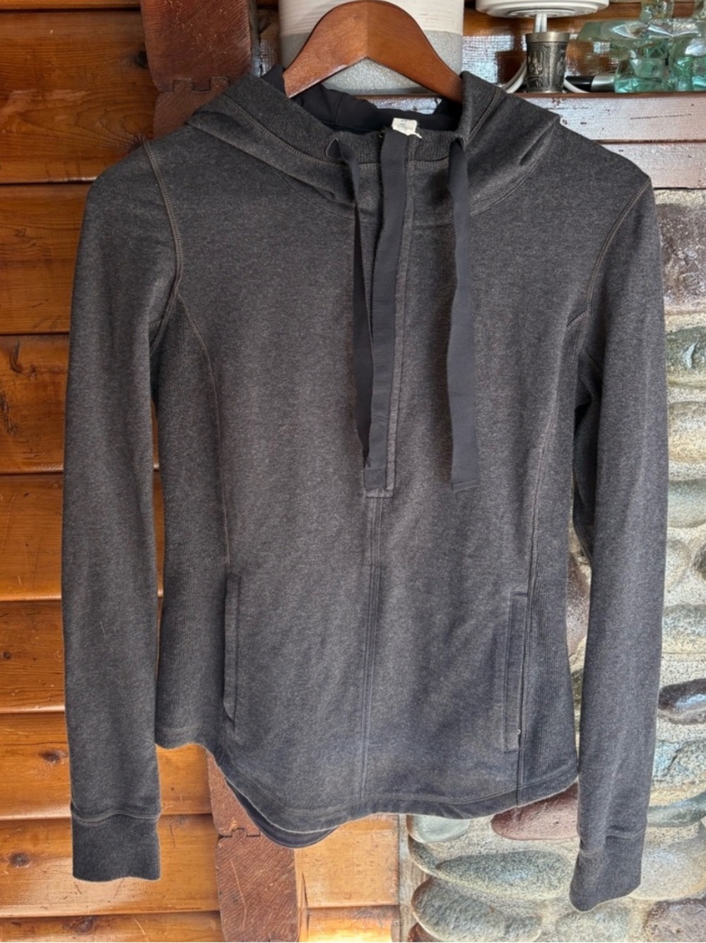 Lululemon Charcoal Grey Pullover Hoodie Ribbon Drawstring Size 8